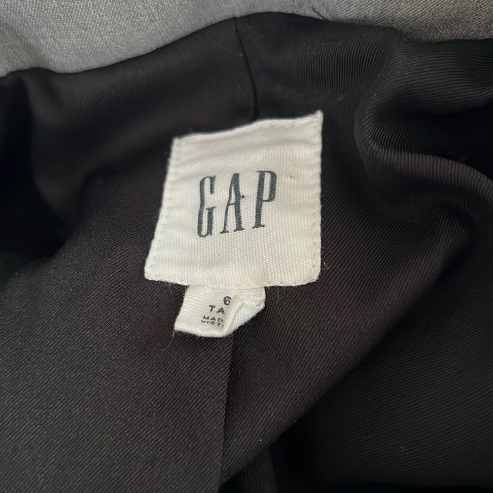 GAP Classic Light Grey Blazer, 6 Tall (EUC) - Picture 2 of 4